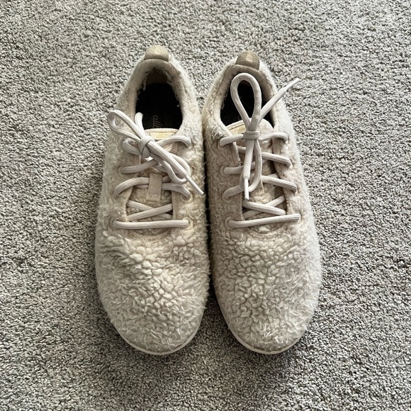Allbird Wool Runner Fluff WRF Limited Edition Sherpa Fur Shoes Womens Size 9 - Picture 2 of 7